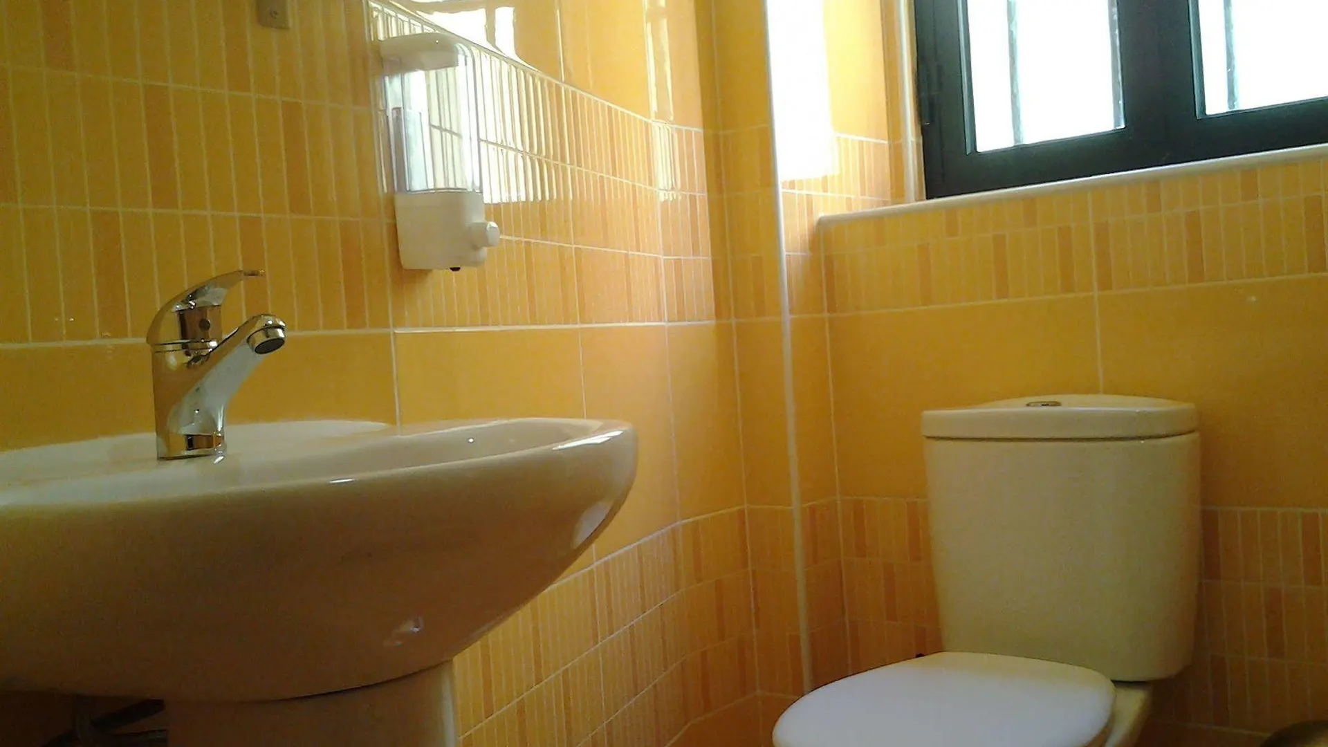 Affittacamere Baixa Guesthouse Lisbona